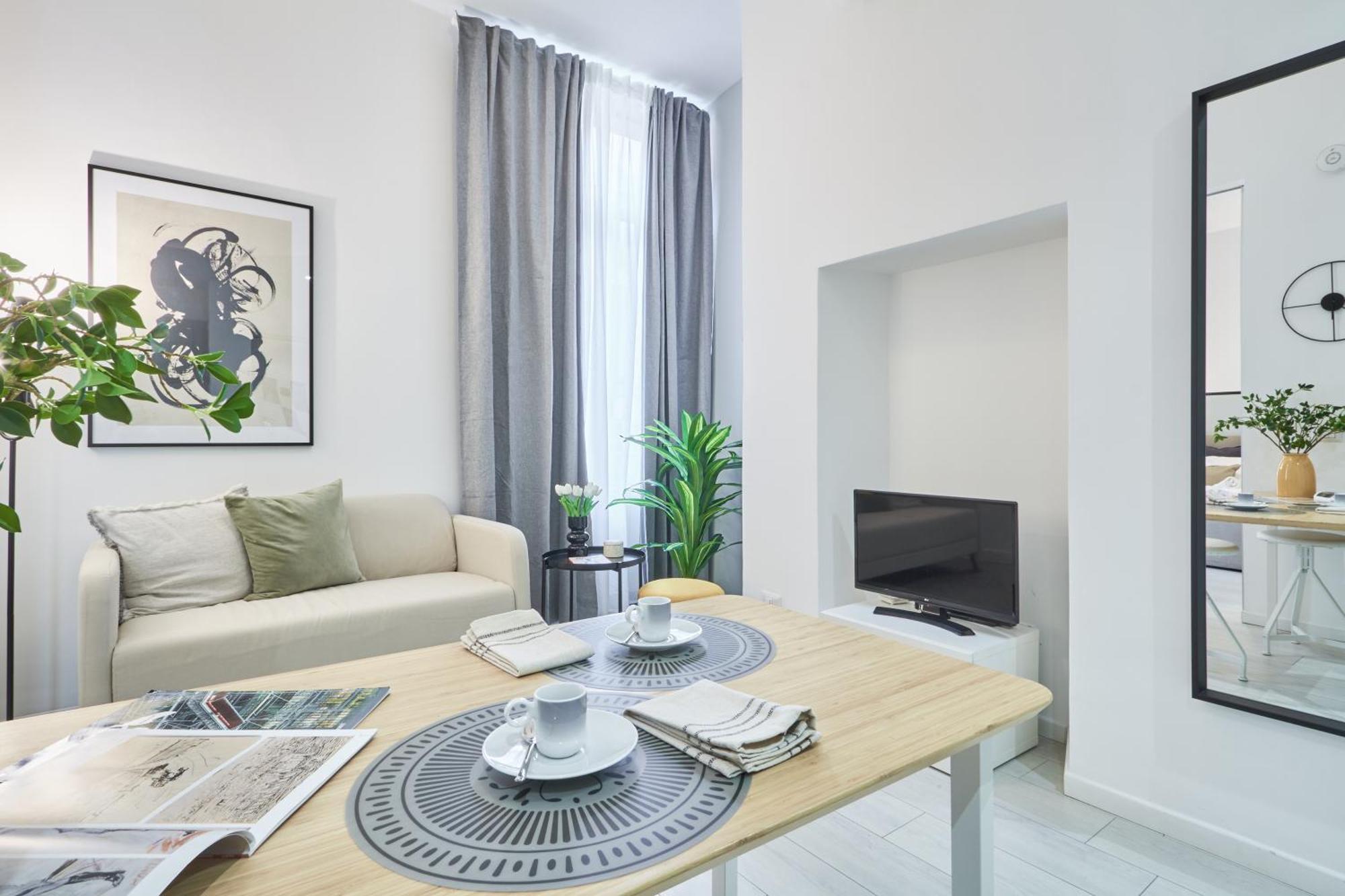 Elegante Appartamento Minimal Dai Tocchi Botanici 米兰 外观 照片