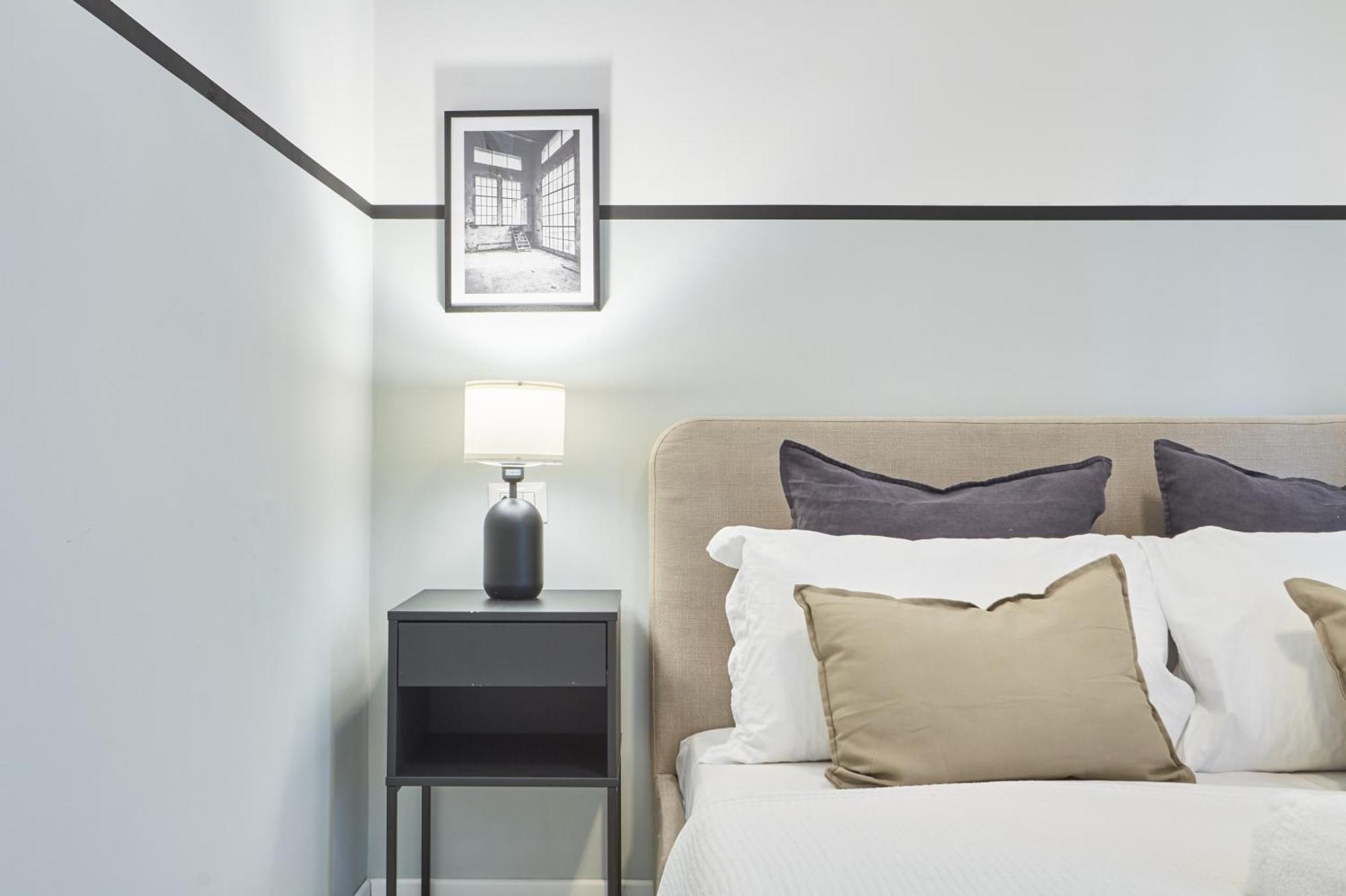 Elegante Appartamento Minimal Dai Tocchi Botanici 米兰 外观 照片