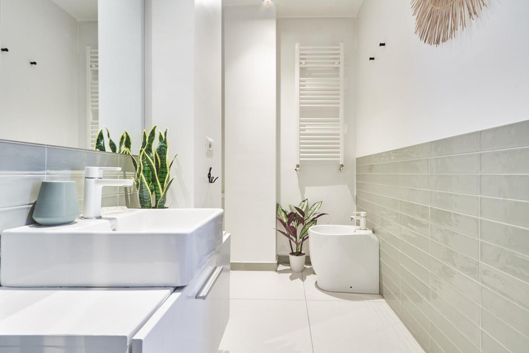 Elegante Appartamento Minimal Dai Tocchi Botanici 米兰 外观 照片